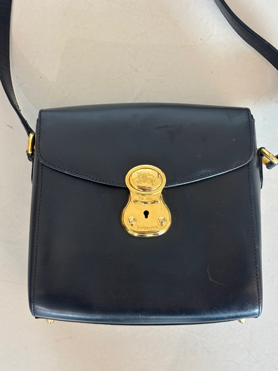 Burberry Leather Bag 상품이미지2