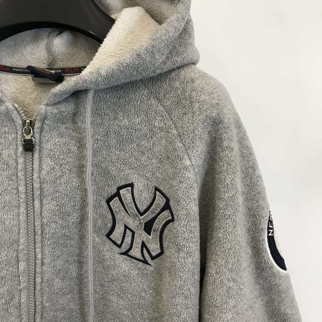 MLB 00s 양키스 뽀글이 후드자켓 [100] 상품이미지2