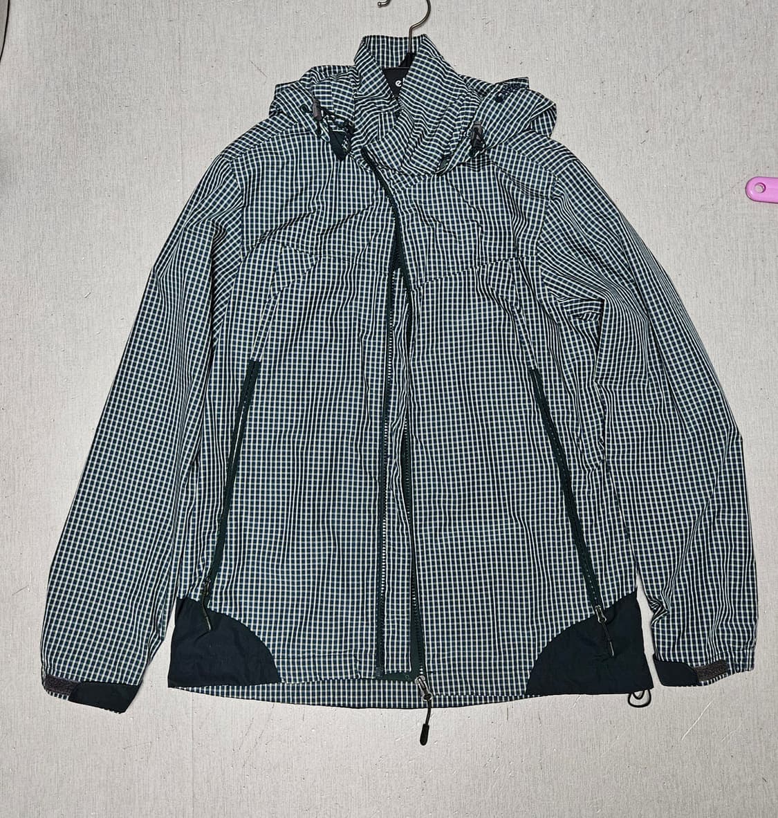 디스커버리 체크 후드 바람막이 그린/윈드브레이커 상품이미지1