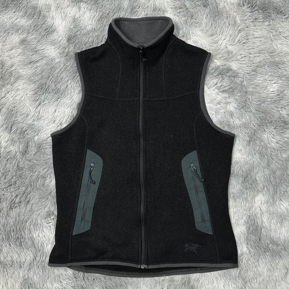 아크테릭스 블랙 플리스 조끼 m 상품이미지1