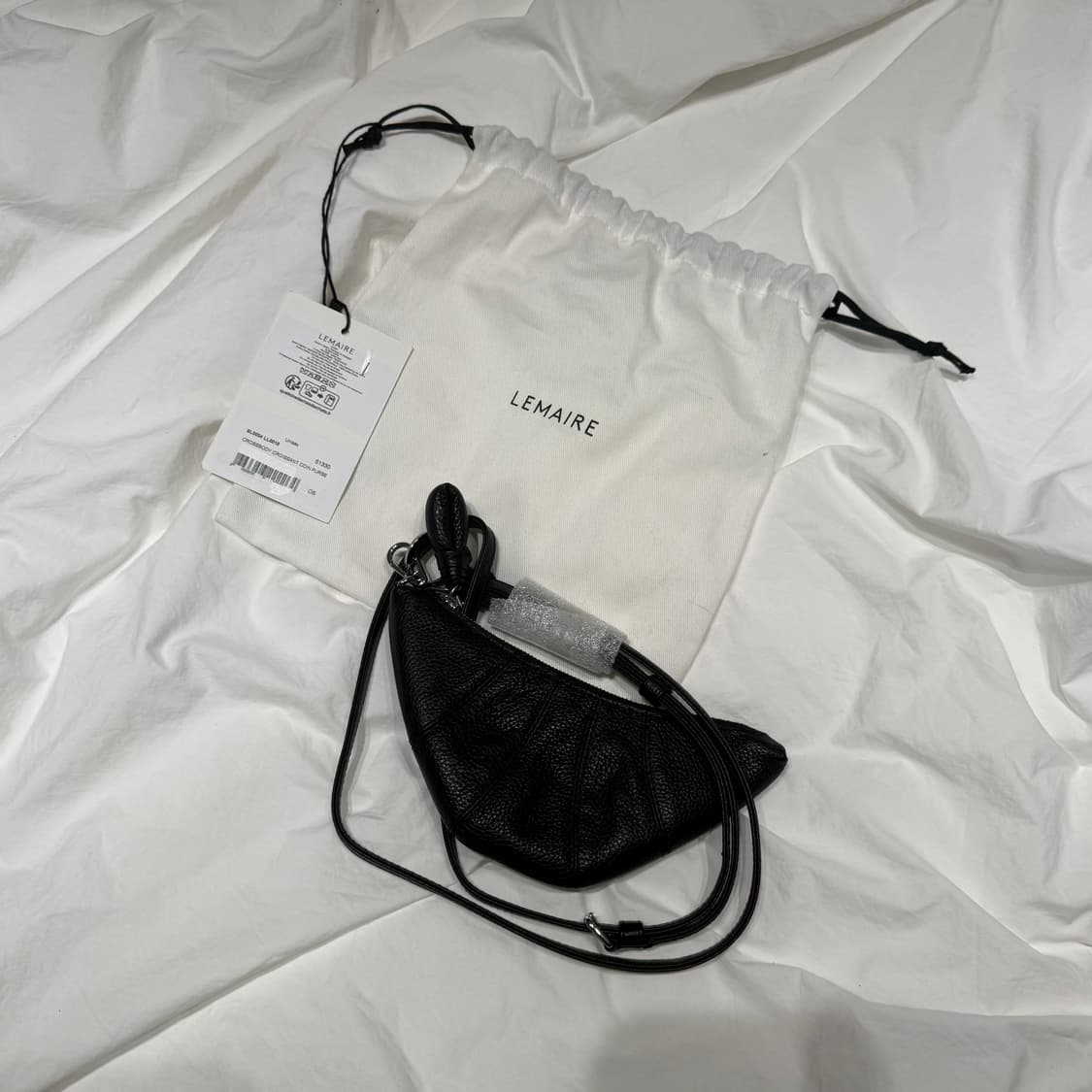 르메르 크루아상 크로스바디 코인 펄스 블랙 상품이미지2