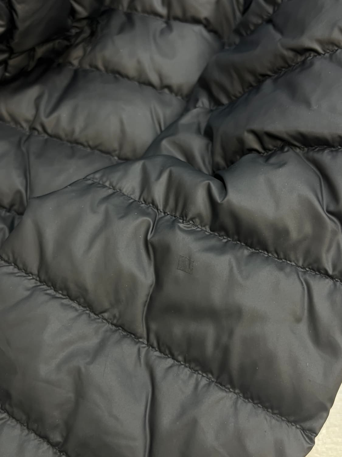 폴로랄프로렌 블랙 패커블 경량 패딩 상품이미지10