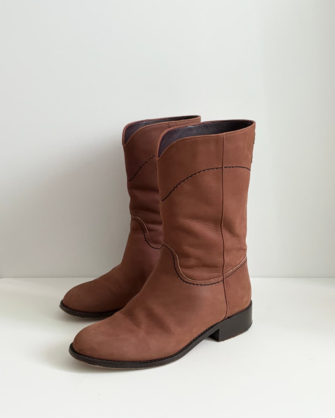 CHANEL 샤넬 CC 로고 웨스턴 미들 부츠 361/2 브라운 상품이미지6