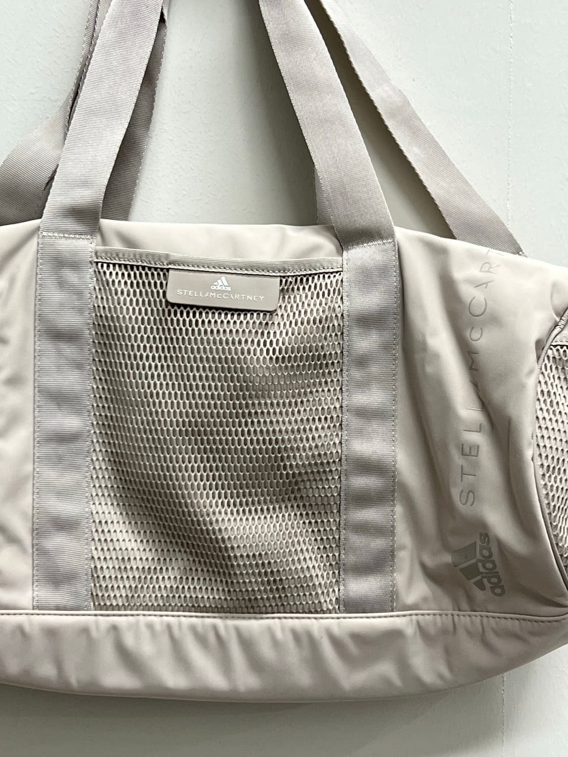 (OS) 아디다스 스텔라 멕카트니 솔리드 컬러 더플 백 상품이미지3