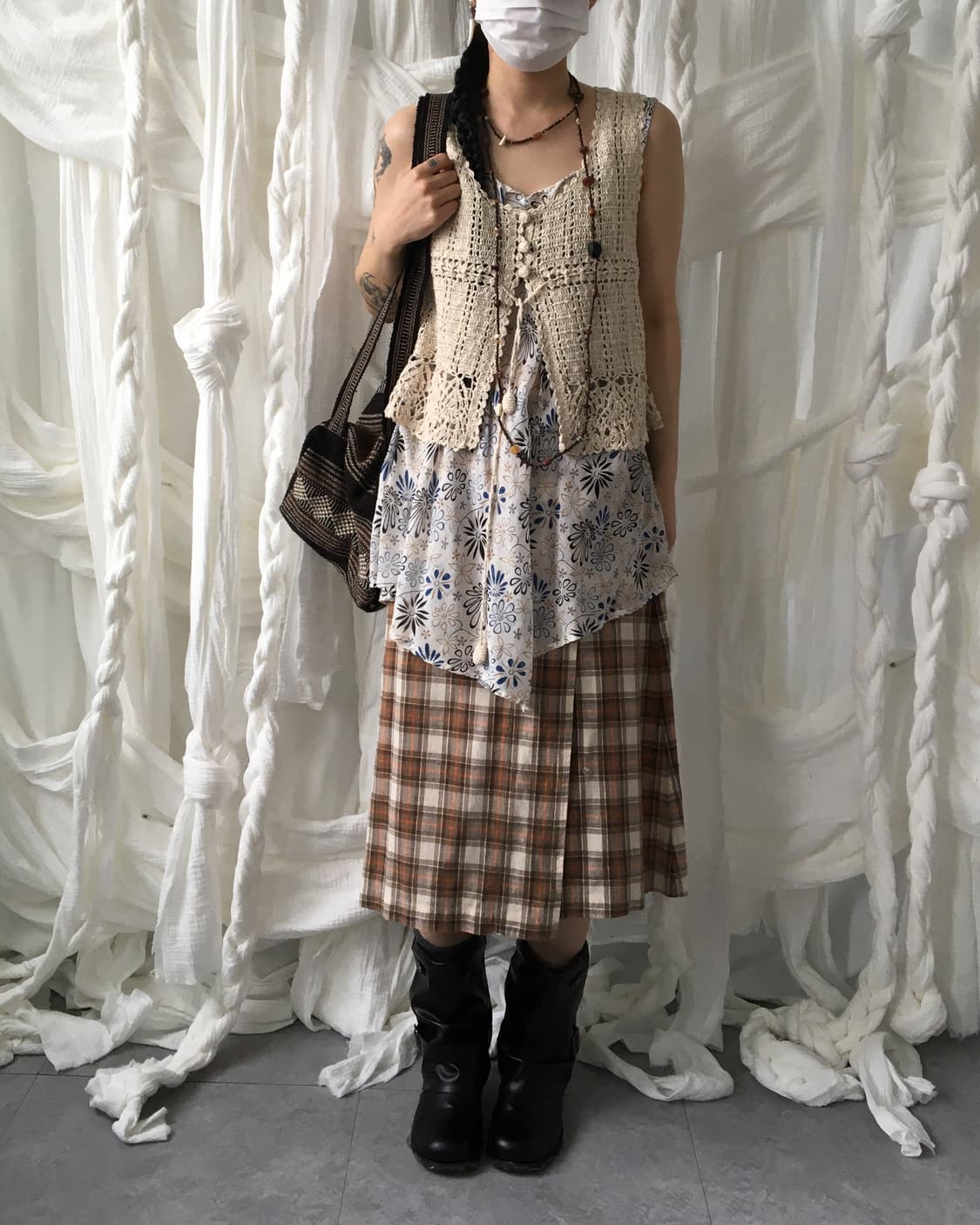 Punching button point crochet sleeveless 상품이미지7