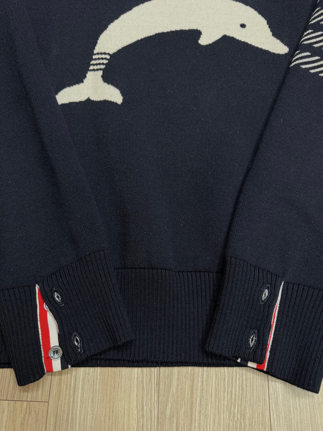 톰브라운 돌핀(돌고래) 사선 니트 상품이미지2