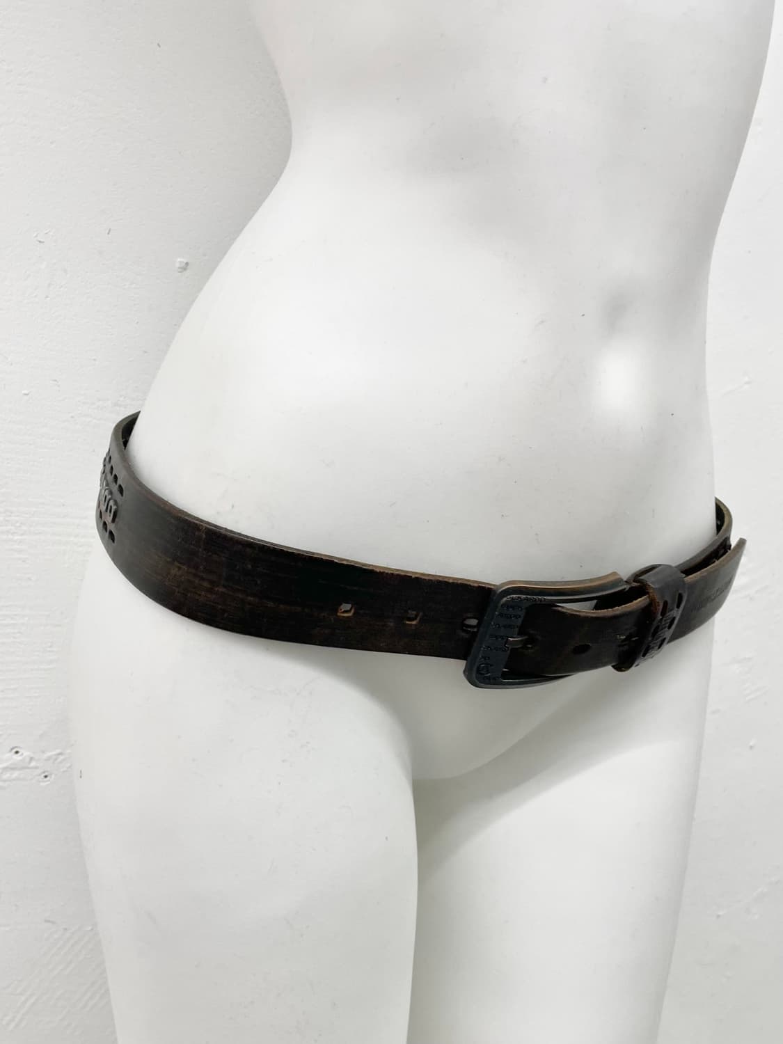 버커루 리얼레더 로고 스터드 버클 벨트 상품이미지3