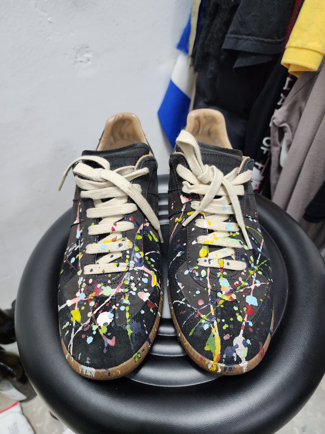 메종마르지엘라 독일군 페인팅 스니커즈 상품이미지2