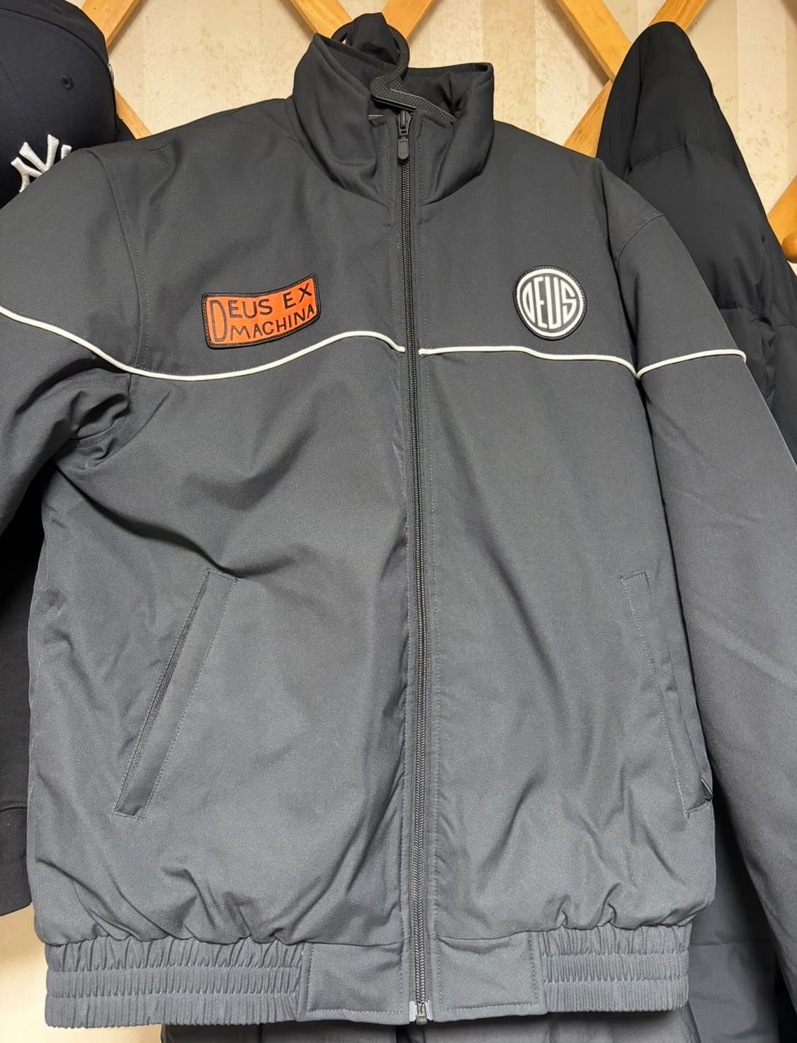 데우스 세레모니 자켓 상품이미지3