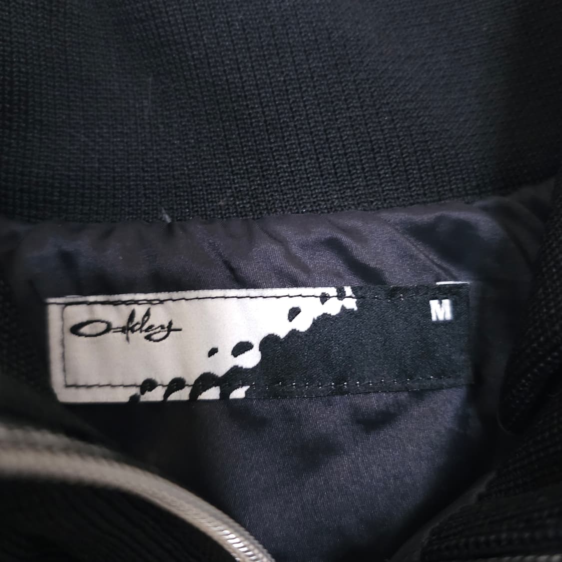 오클리 카라넥 패딩조끼 상품이미지3