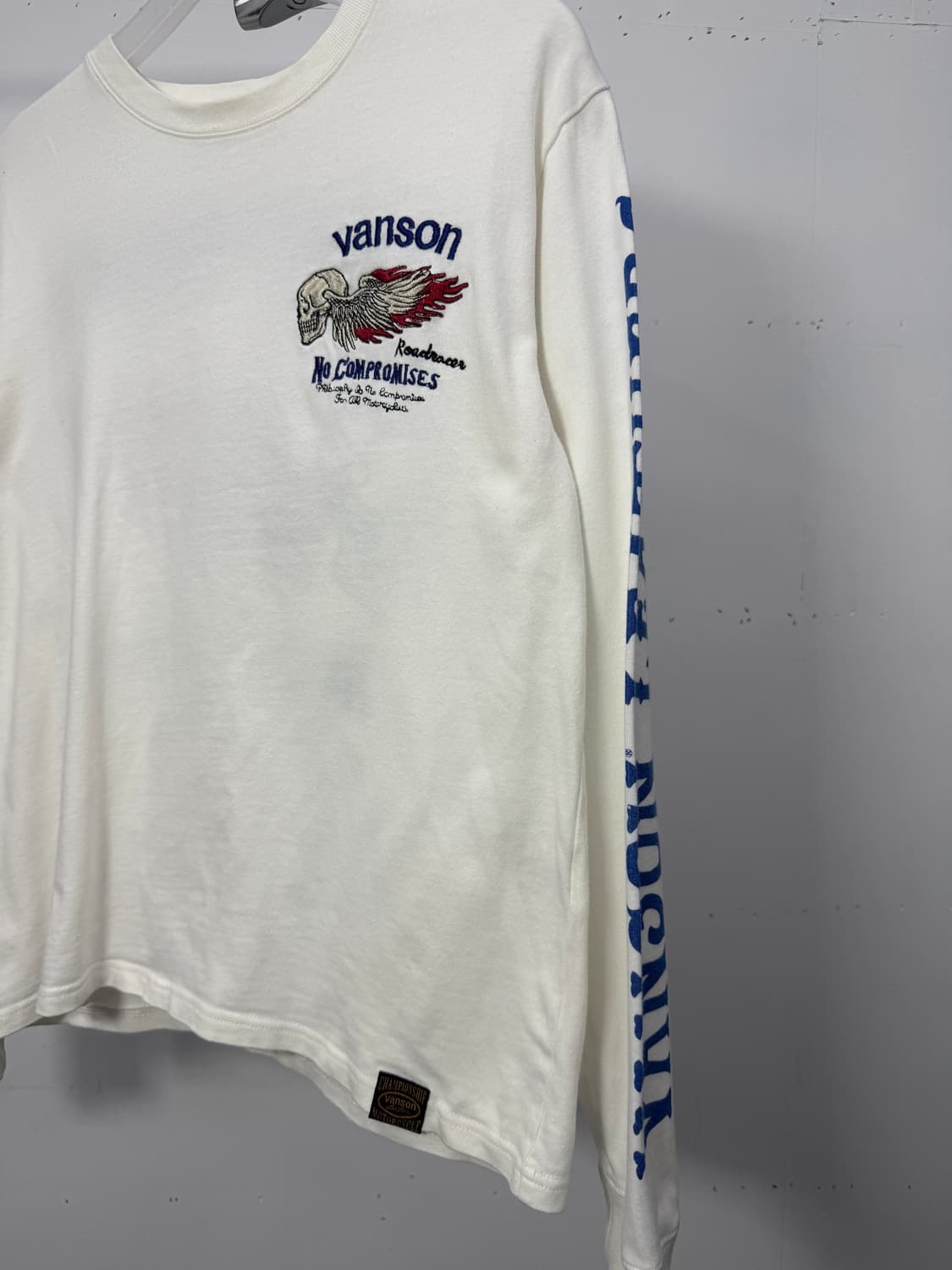 Vanson skull head long sleeve 상품이미지3