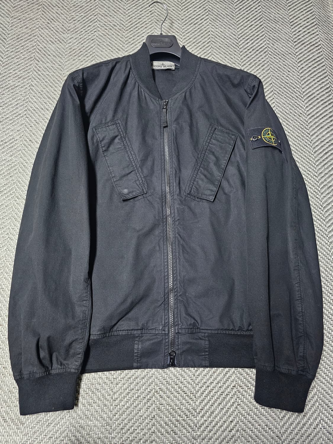 스톤아일랜드 수피마 코튼 트윌 봄버 자켓 상품이미지9