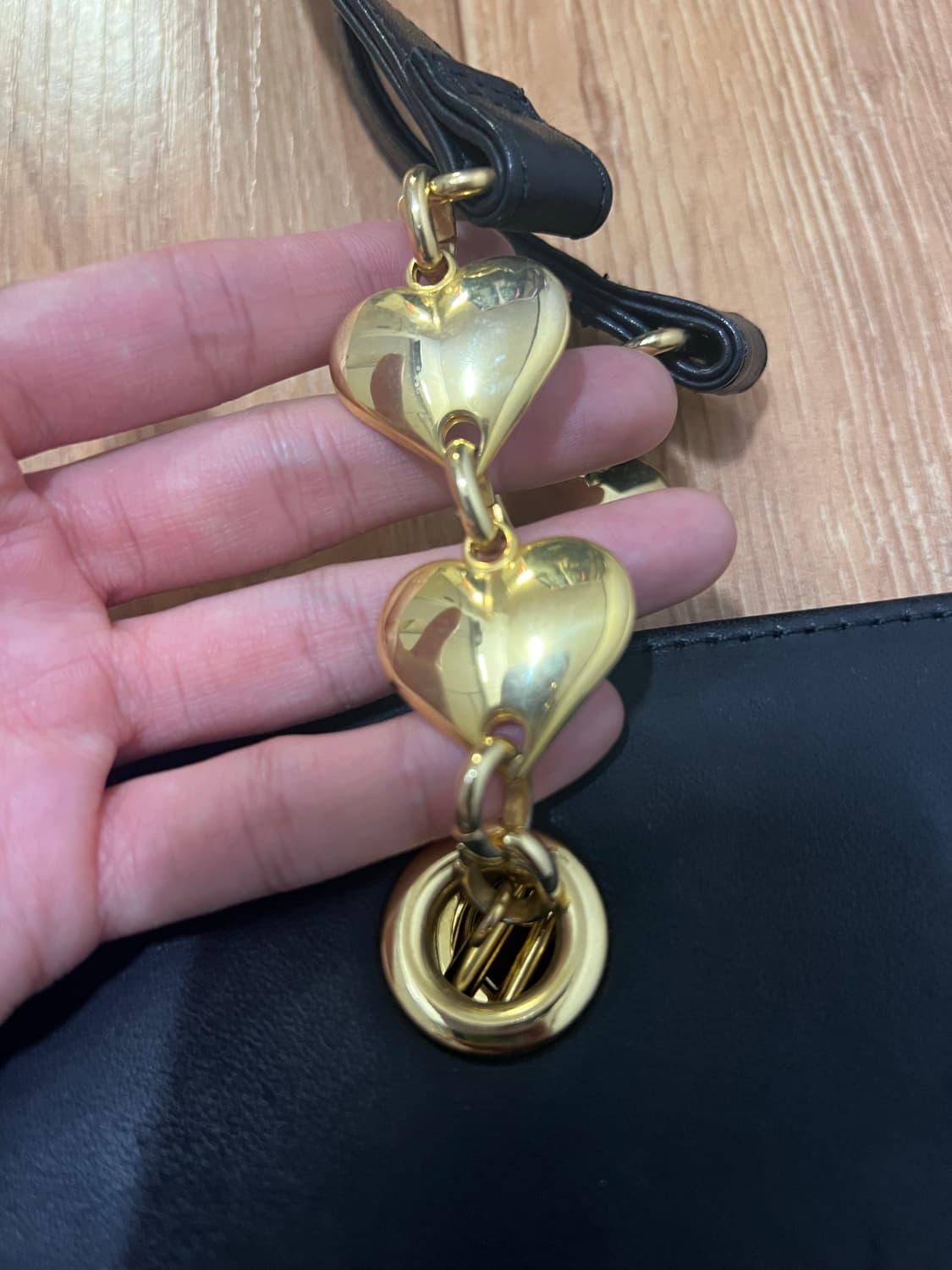 모스키노 빈티지 하트 퀼팅 숄더백 상품이미지3