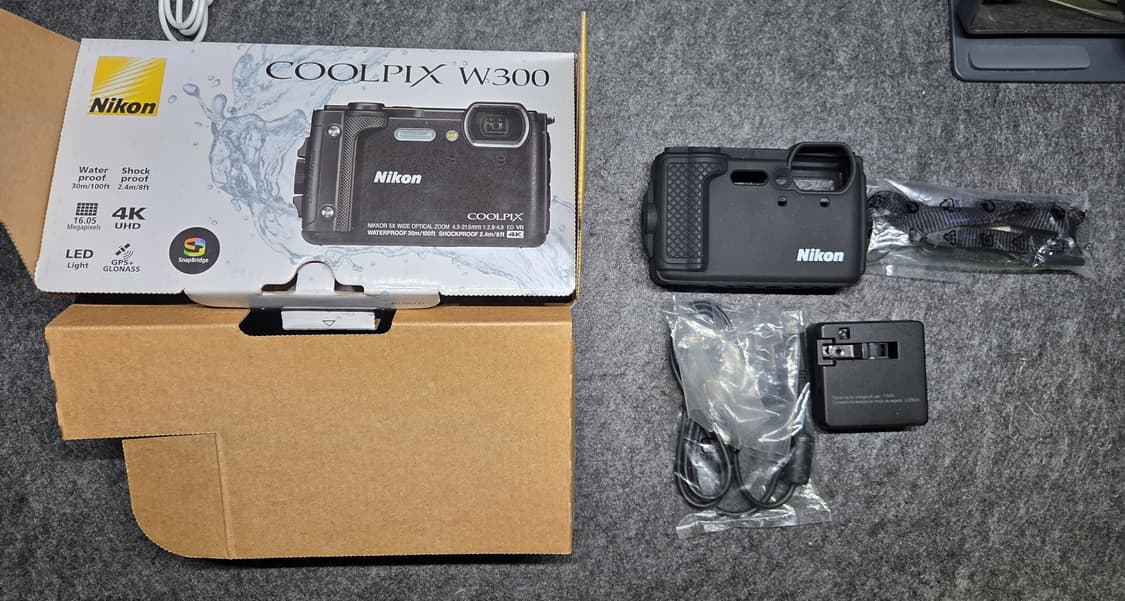 니콘 쿨픽스 w300 민트급 풀박스 (일본어, 영문 가능) 상품이미지3