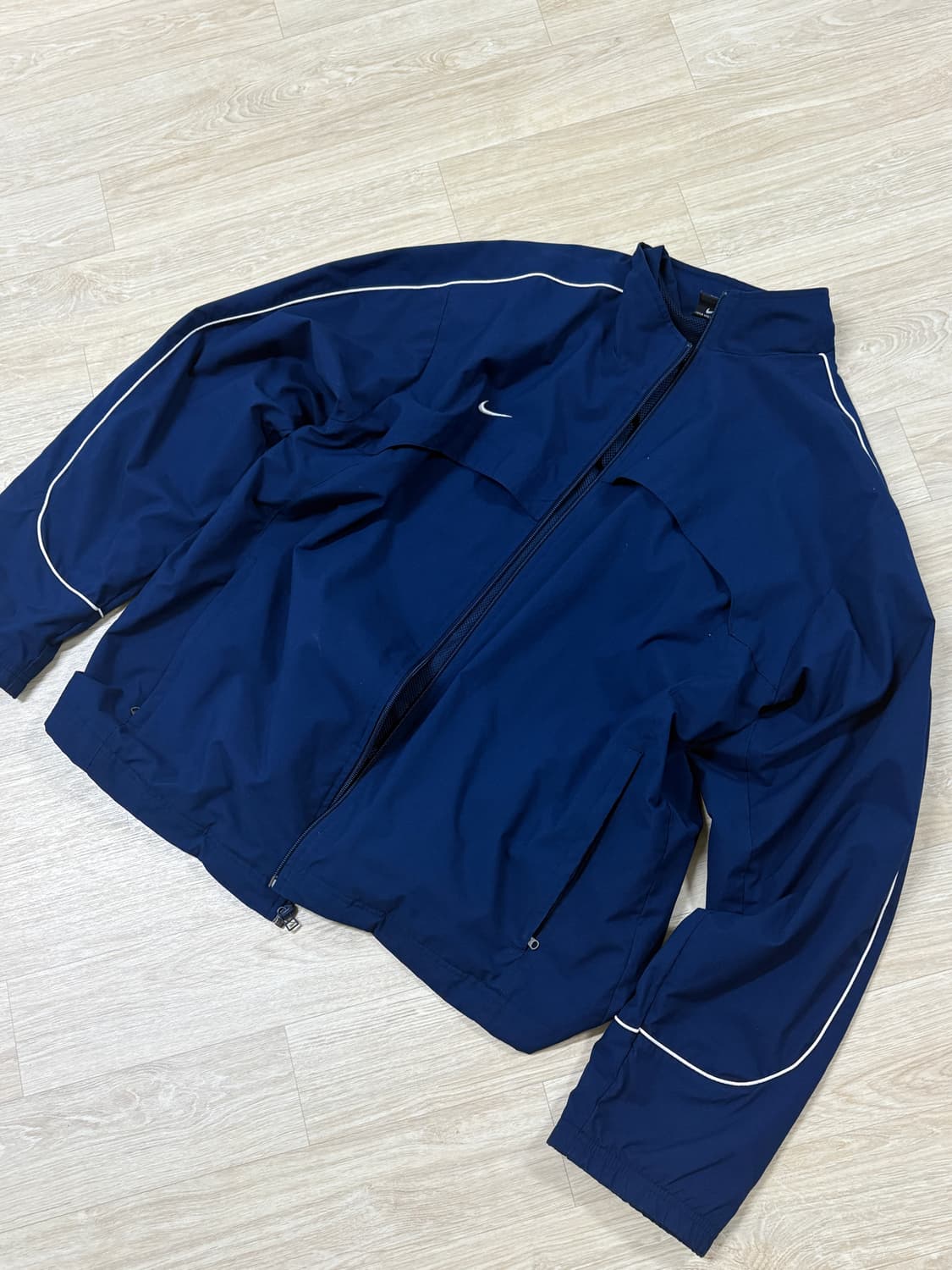 나이키 올드스쿨 바람막이 상품이미지1