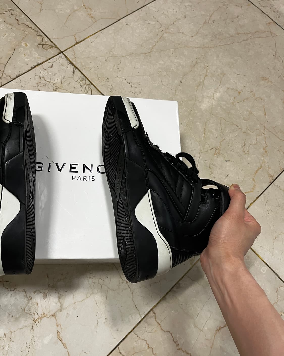 지방시 타이슨 상품이미지6