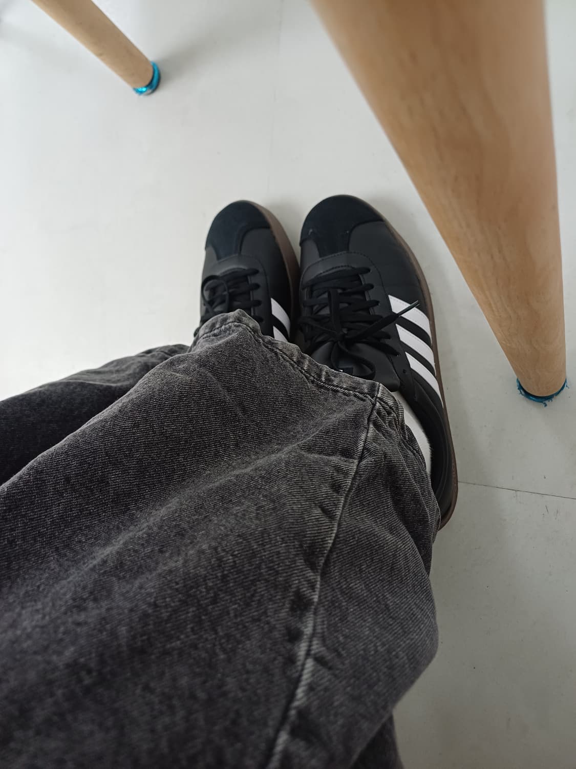 아디다스 삼선 신발 상품이미지2
