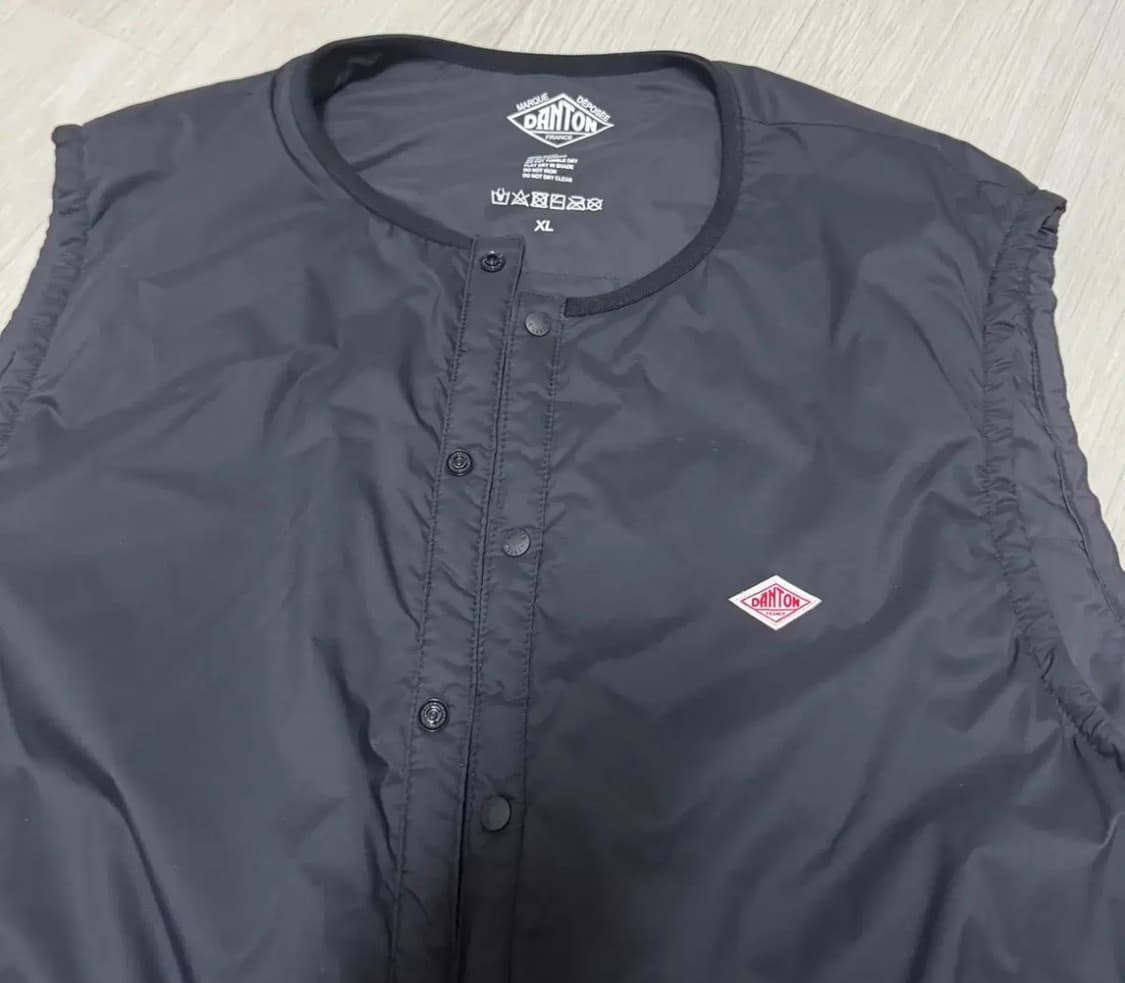 단톤 인슐레이션 칼라리스 베스트 블랙 XL 판매해요 상품이미지3