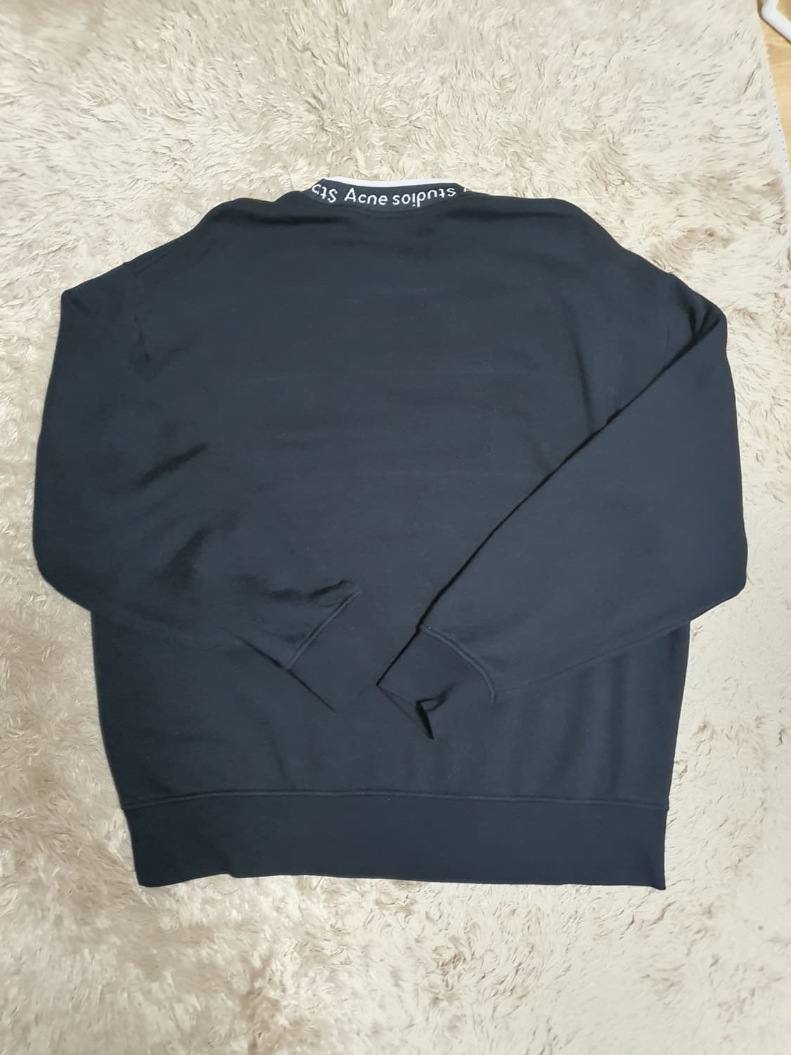 아크네 스튜디오 오버핏 맨투맨 상태 굿 사이즈105~110 상품이미지3