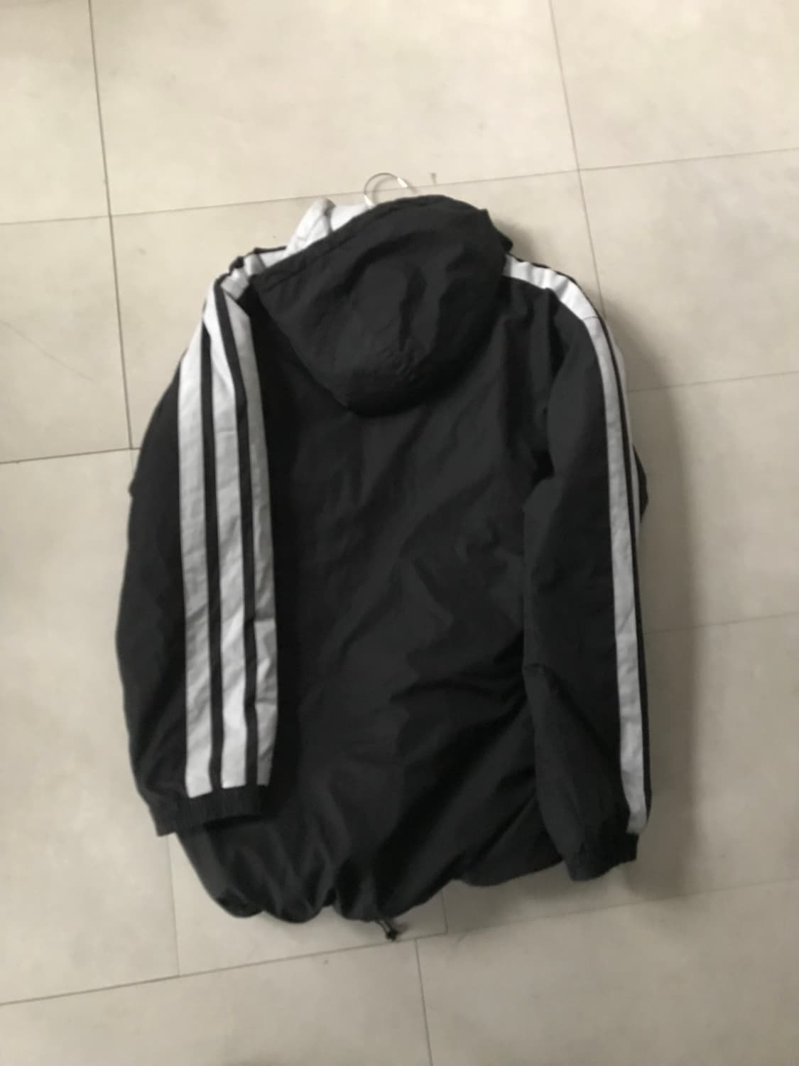 아디다스 00s 블랙 누빔패딩 상품이미지9