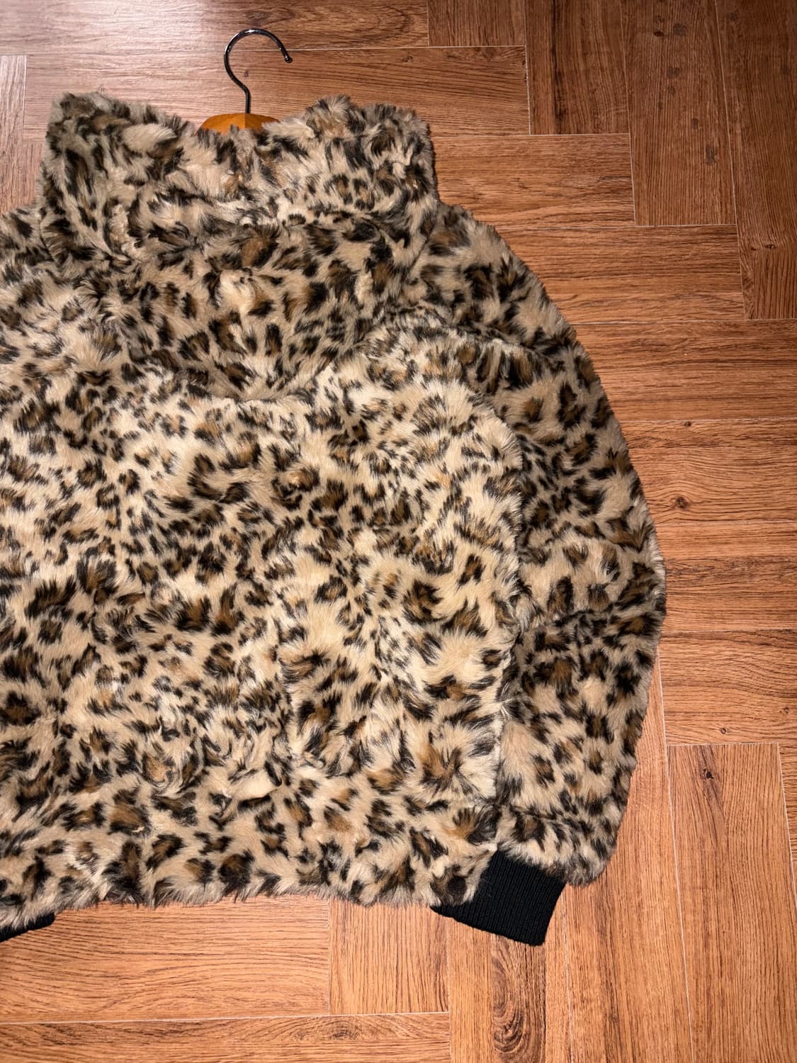 CHUXXX 레오파드 투웨이 후드 퍼자켓 상품이미지8