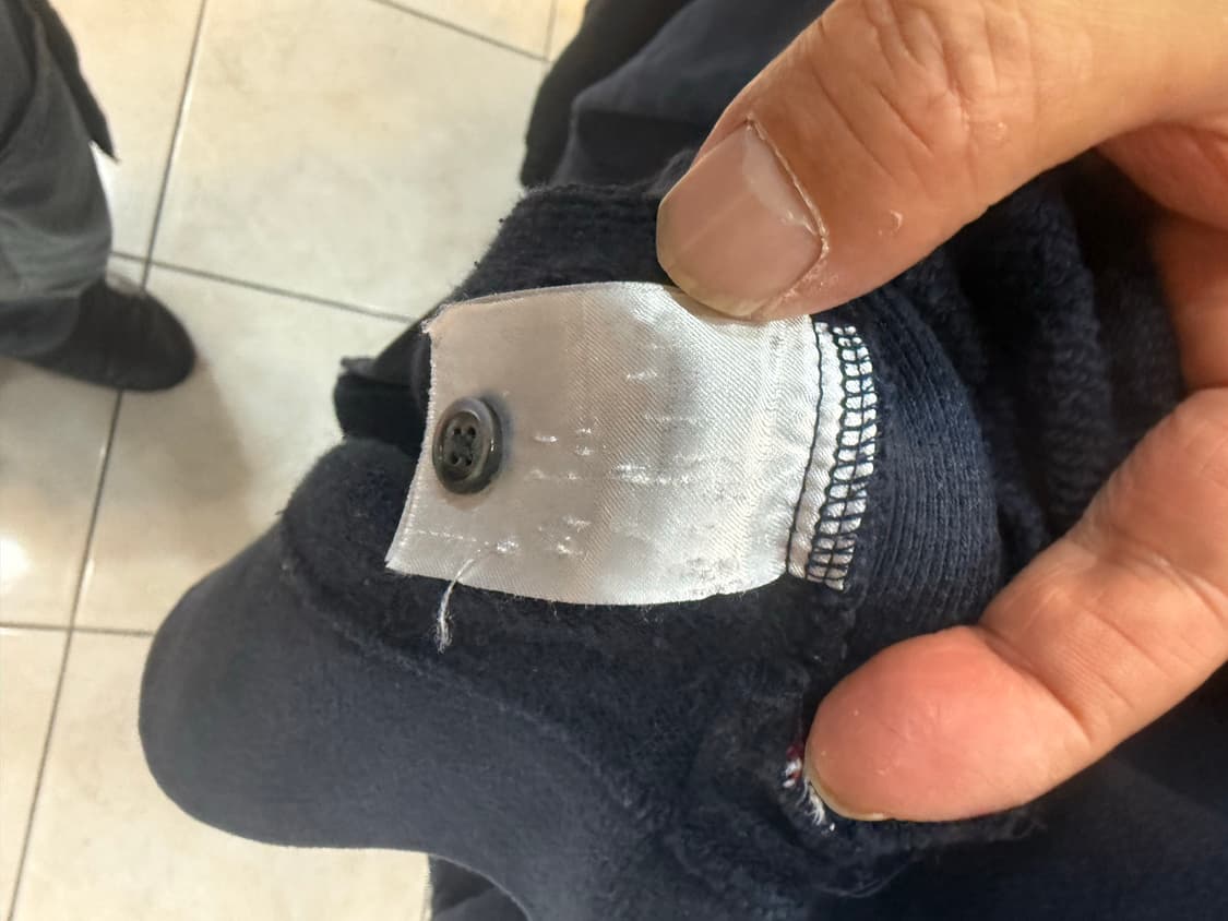 4/100 정품 톰브라운 사선 맨투맨 팝니다 상품이미지4