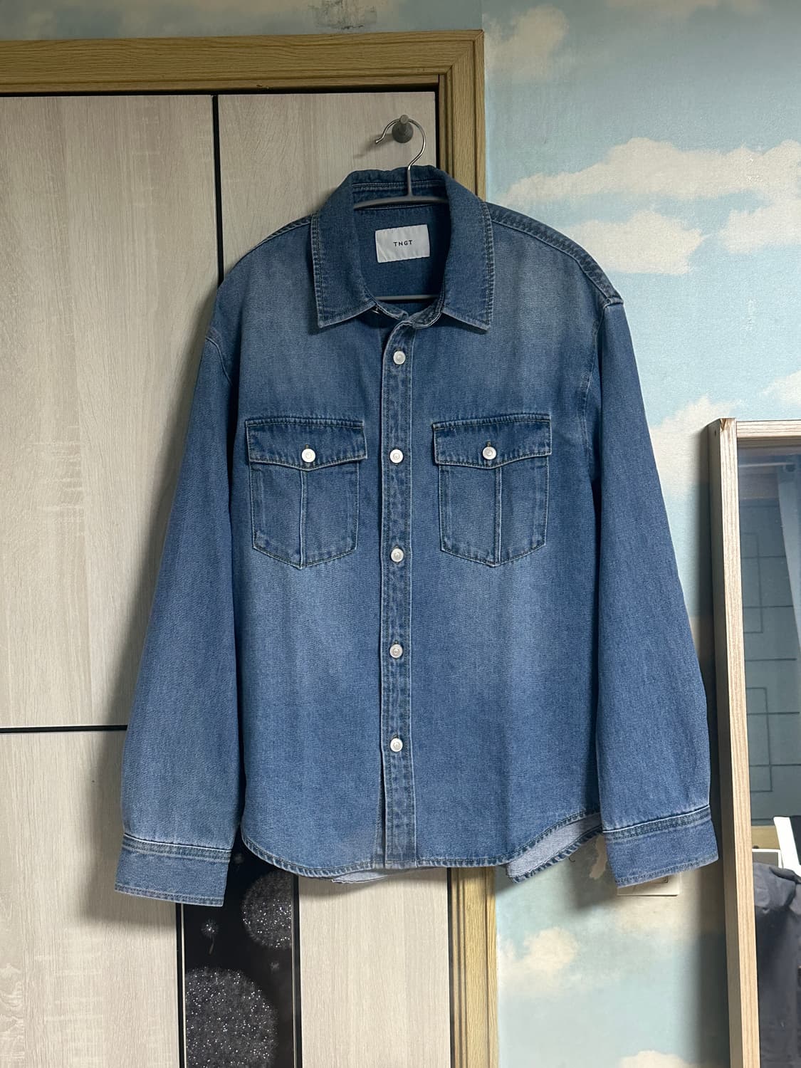 (100) TNGT 데님 웨스턴 셔츠 워시드 블루 상품이미지3