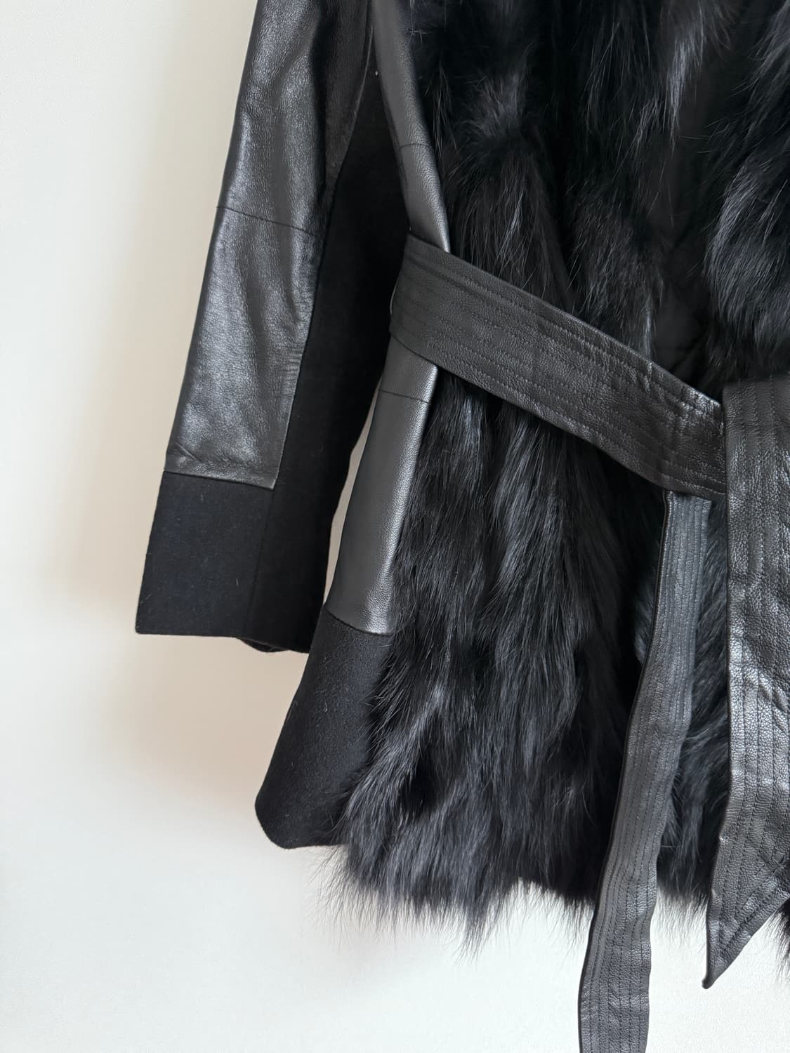 Pre owned 리얼 레더&모피 코트 상품이미지3