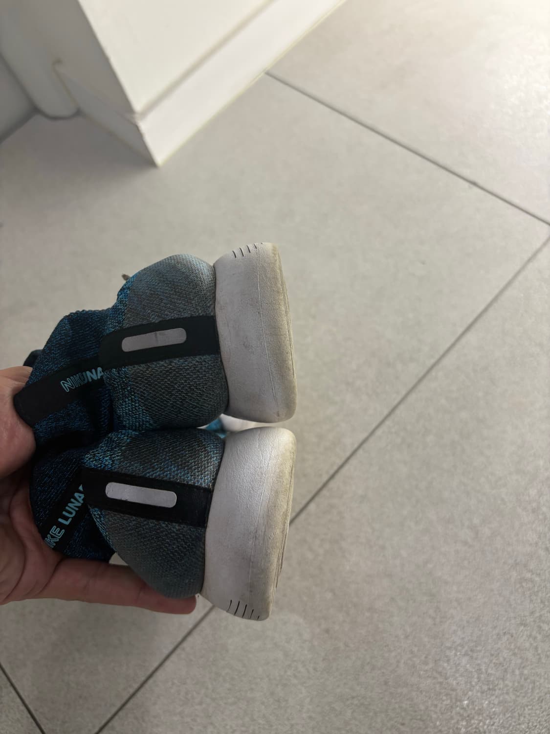 나이키 플라이니트 운동화 상품이미지4