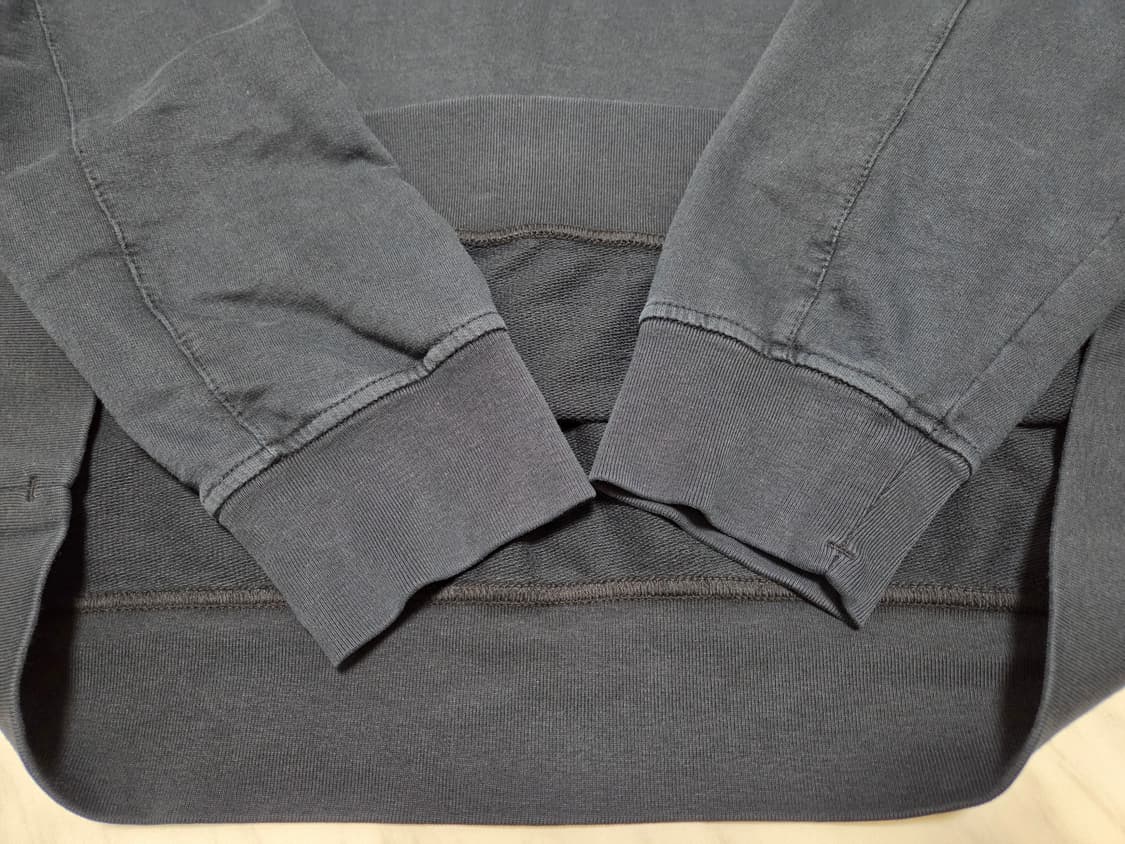 씨피컴퍼니 렌즈 맨투맨 상품이미지4