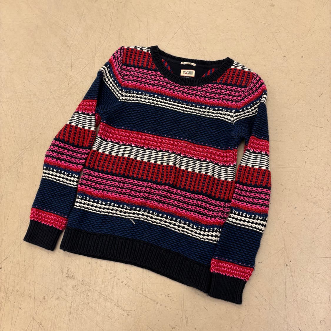 타미힐피거 배색 패턴 니트 상품이미지1