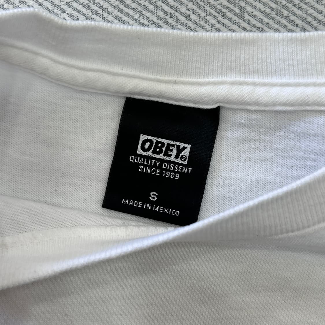 오베이 OBEY 빅프린팅 반팔 티셔츠 화이트 S 상품이미지4