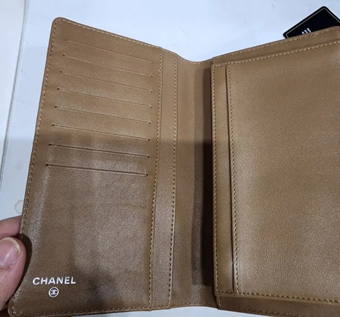 샤넬 페이던트 금장 큐빅 장지갑 상품이미지9