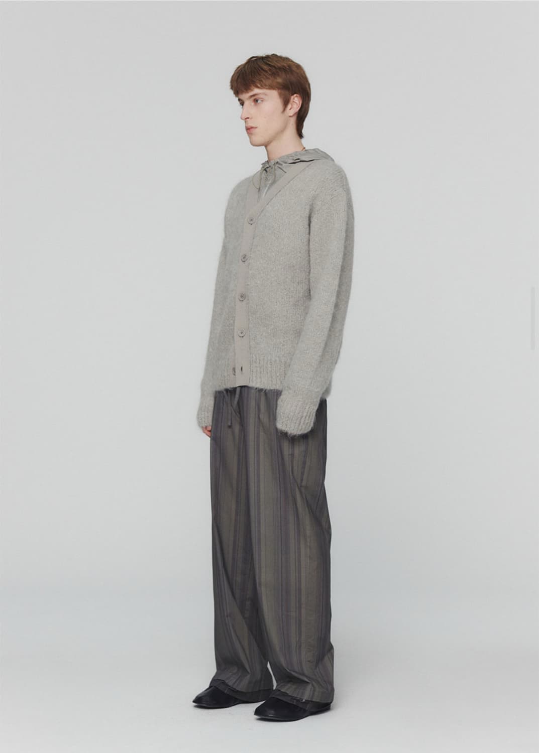 아모멘토 그랜파 가디건 라이트 그레이 M사이즈 판매 상품이미지1