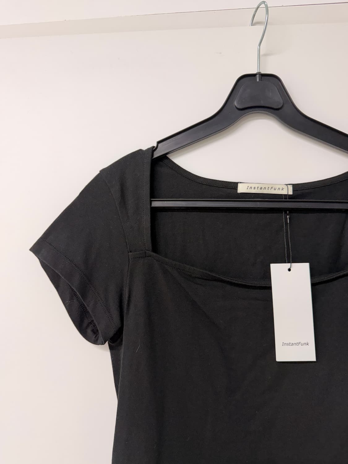 인스턴트펑크 Instantfunk 스퀘어넥 반팔 블랙 (새상품) 상품이미지2