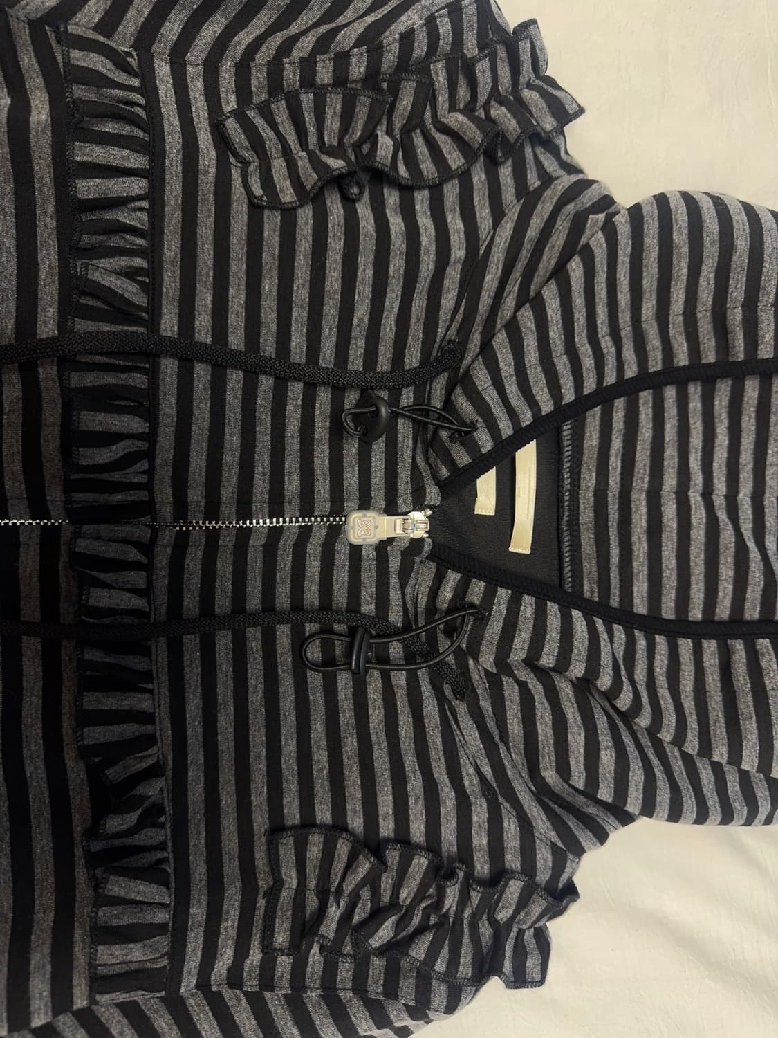 타입서비스 / 프릴 스트라이프 후드집업 상품이미지4