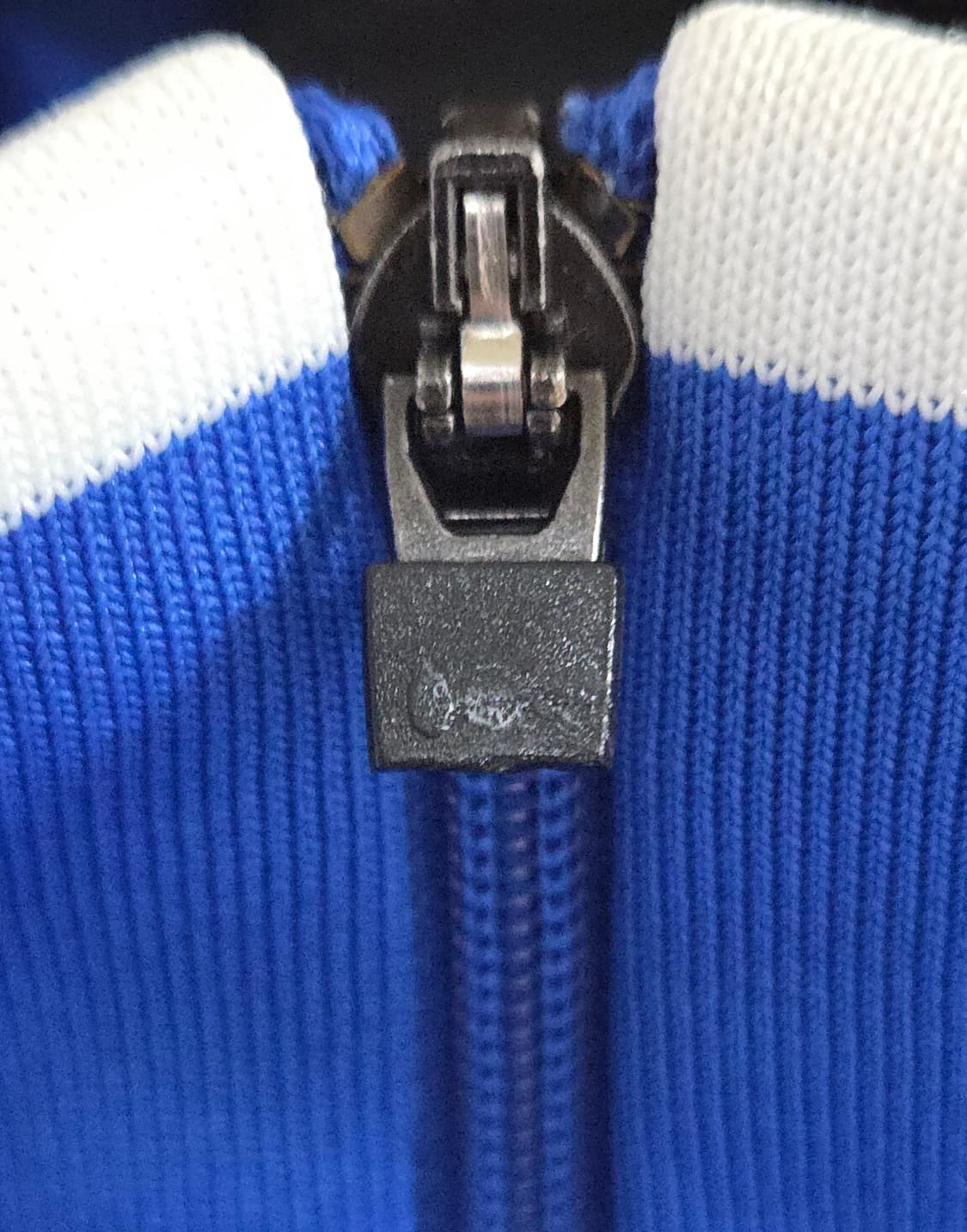 (착샷) 아디다스 x 첼시 다운 필드 자켓 CFC 레트로 패딩 상품이미지10