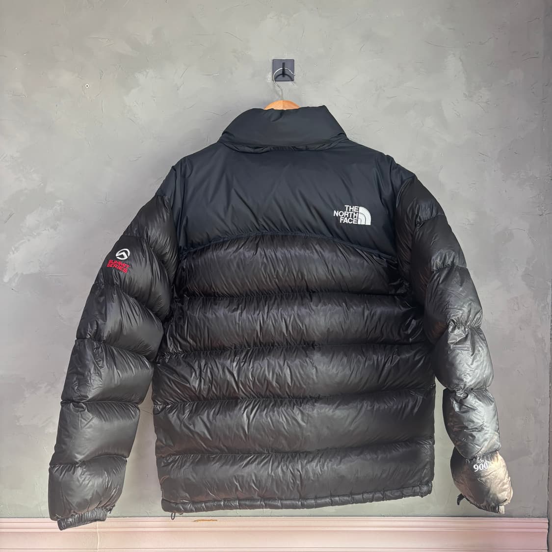 노스페이스 900 써밋 눕시 구스다운 패딩 블랙 상품이미지4