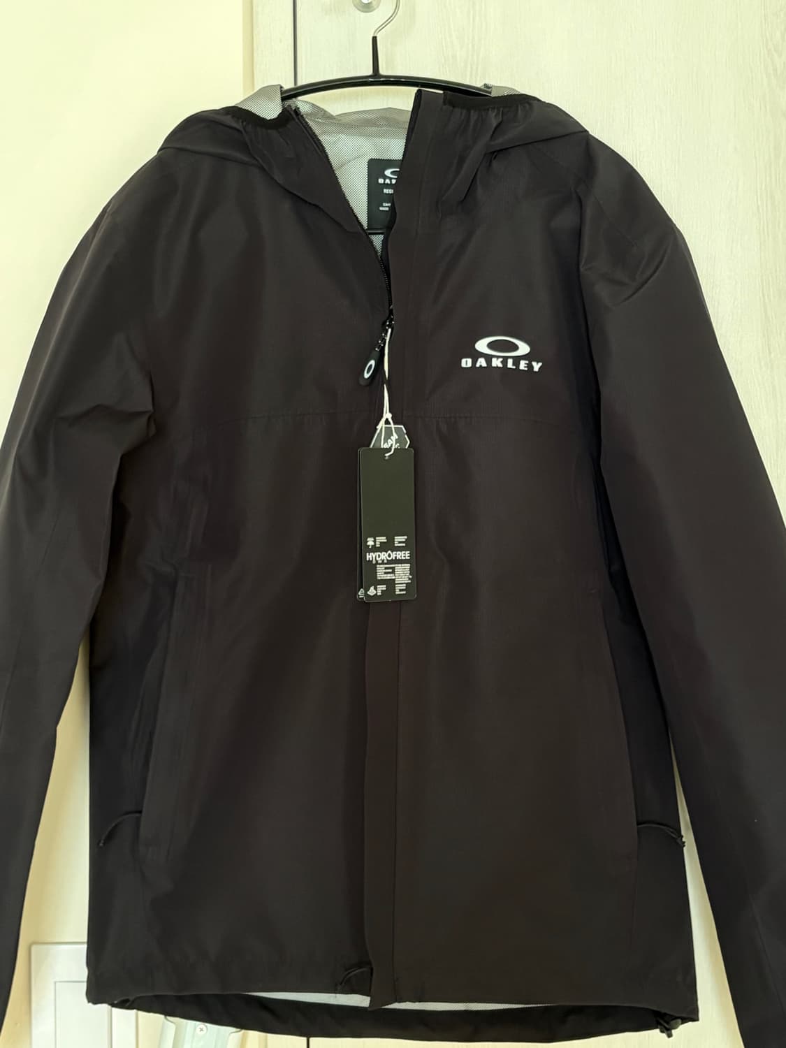 오클리 엘리먼츠 쉘 자켓 2.0 블랙아웃 XS 새상품 상품이미지1