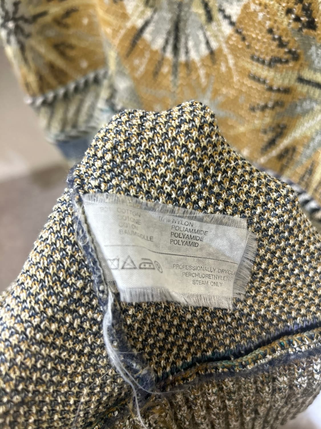 미쏘니 패턴 니트 상품이미지4