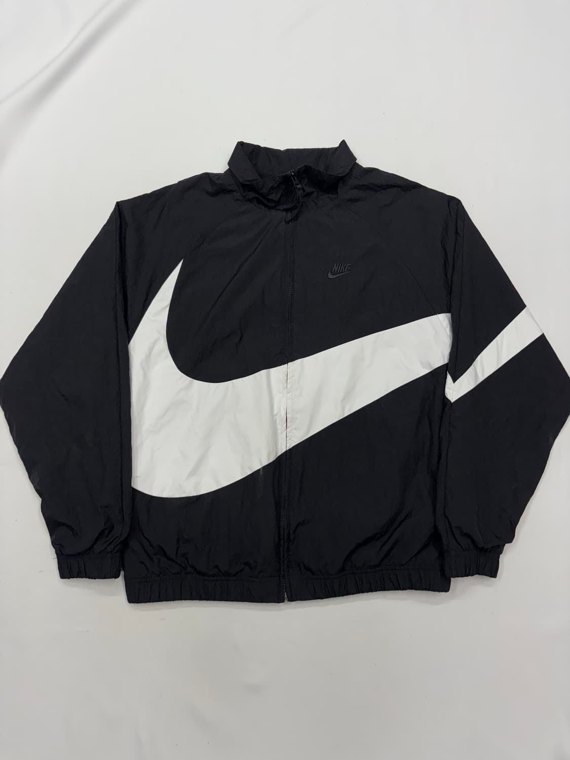 나이키 NSW 빅스우시 우븐 바람막이 상품이미지2