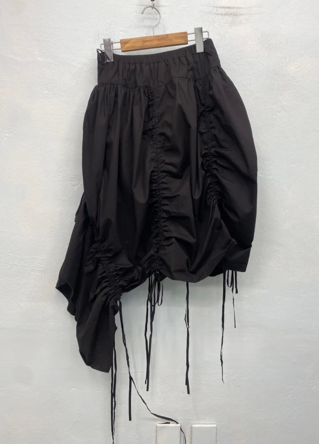 Black asymmetric balloon skirt# 상품이미지4