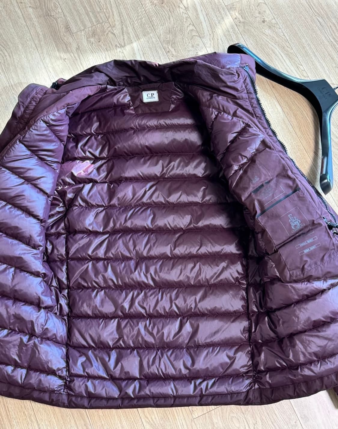 CP 컴퍼니 패딩자켓 급매 상품이미지4