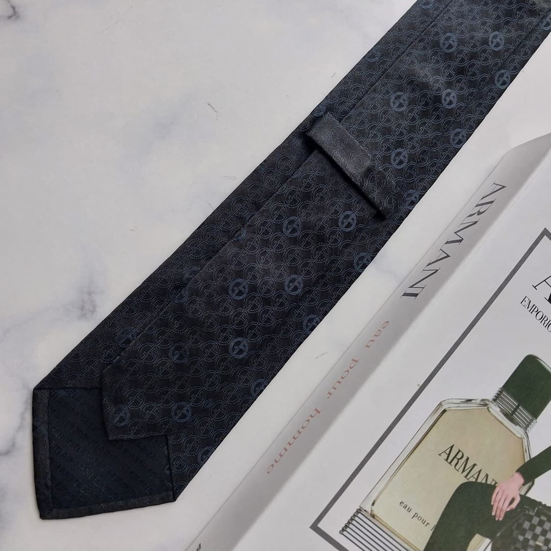 조르지오 아르마니 실크 로고 패턴 넥타이 7.5cm A+등급 K2331 상품이미지7