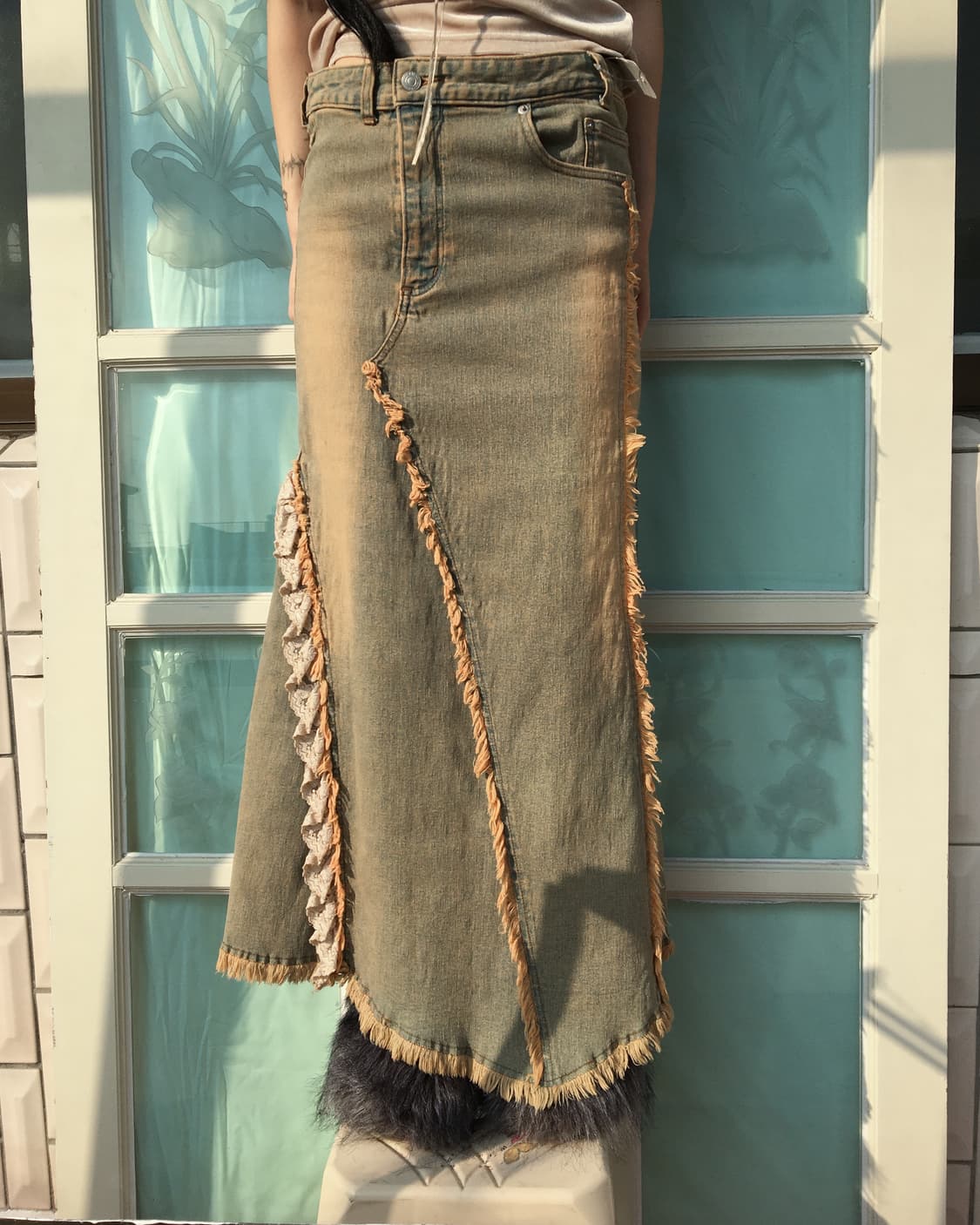 Lace trimming fringe long skirt 상품이미지5