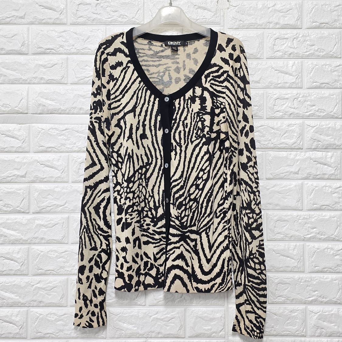DKNY 애니멀 패턴 실크 캐시미어 가디건 S 상품이미지1