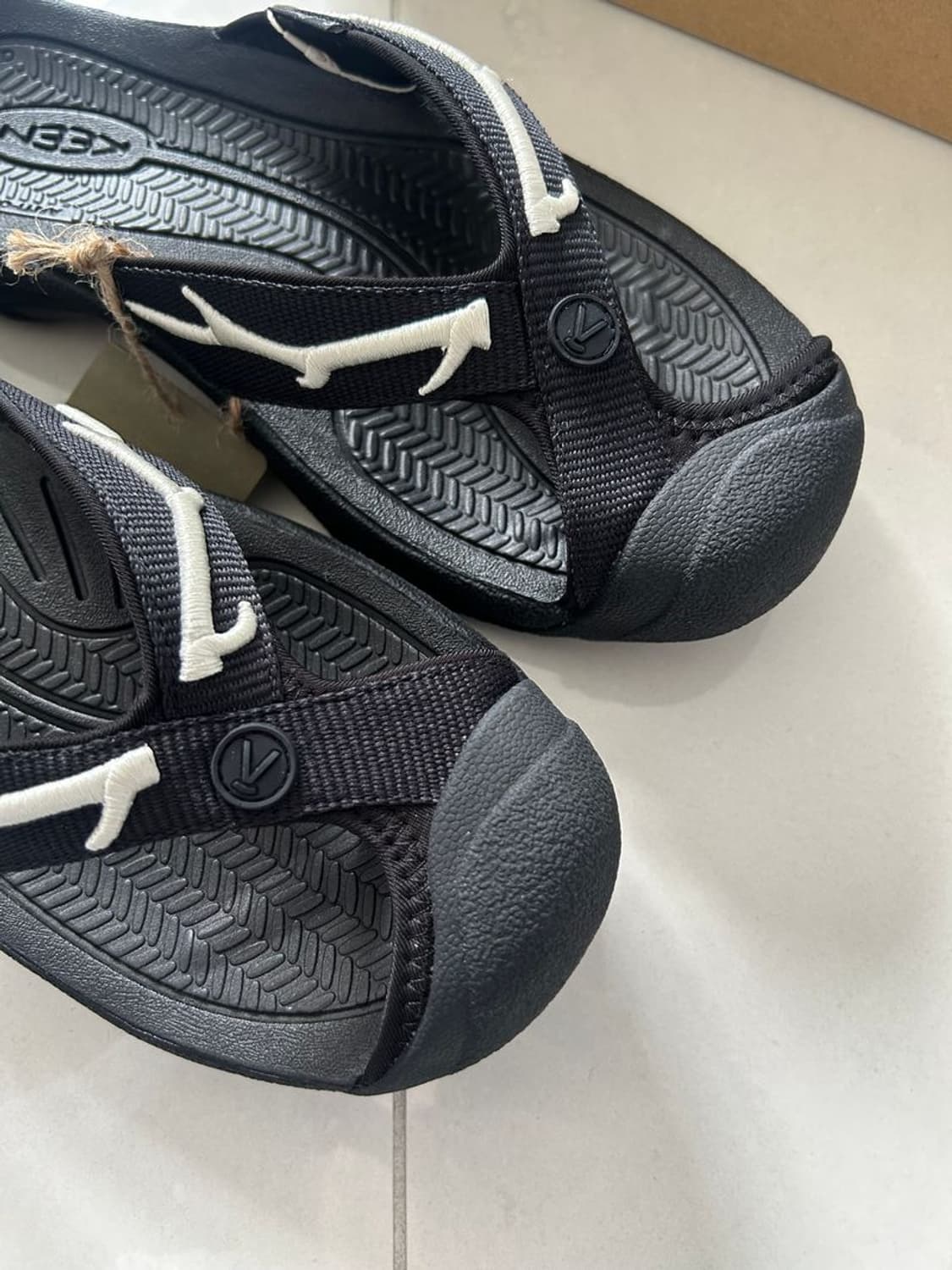 WAIMEA H2 DEER HORN EMB SANDAL 와이메아 샌들 상품이미지4