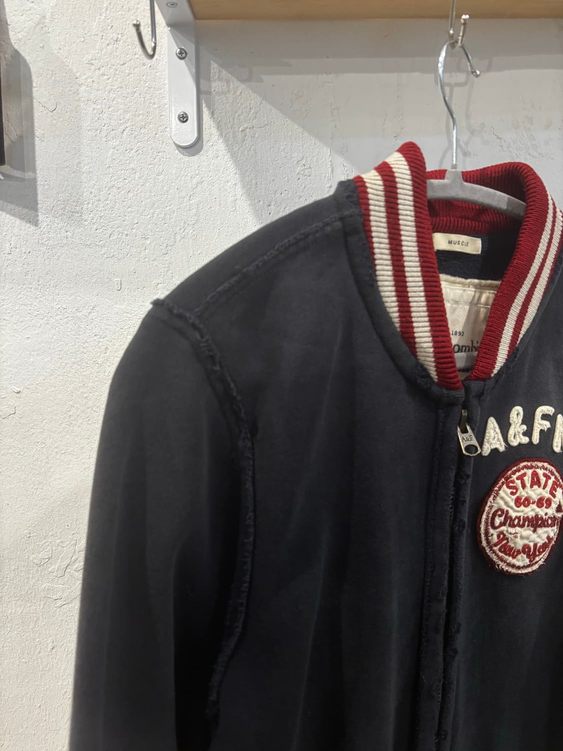 아베크롬비 패치 코튼 집업 자켓 상품이미지9