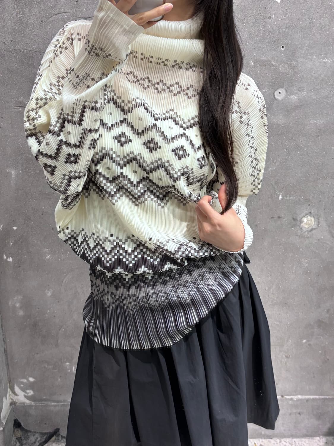 Pleats Please 플리츠플리즈 터틀넥 도트 패턴 블라우스 상품이미지3