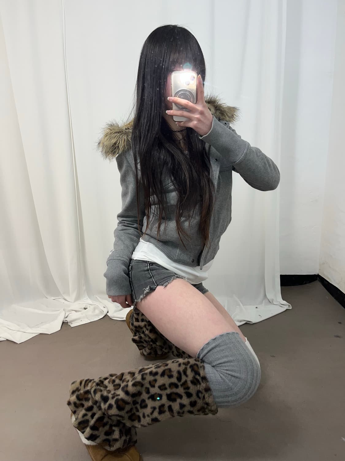 American Eagle 그레이 울프죠 후드집업 상품이미지1